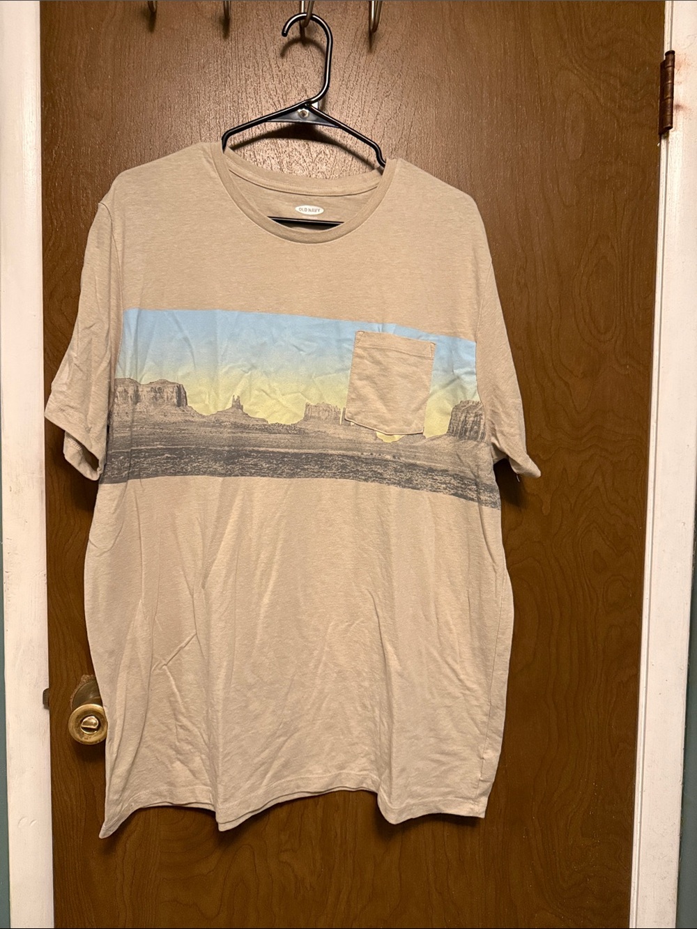 Old Navy Beige Soft Washed Graphic Pocket Tee with Sunset Stripe XXL